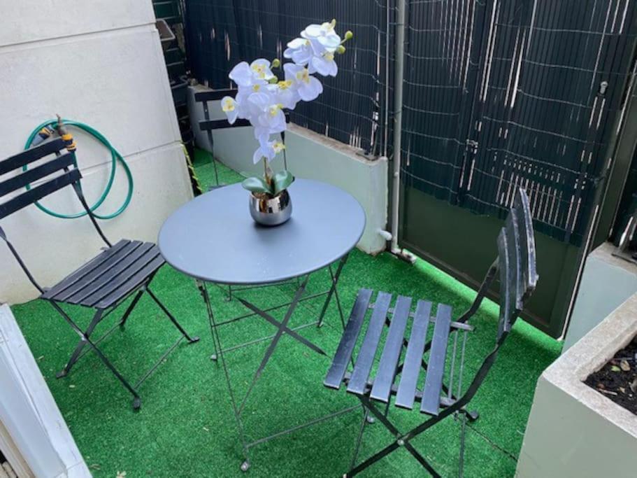 Apartment Magnifique Duplex 45 M2 Aux Portes De Paris Metro Barbara A 30mn Expo Porte De Versailles