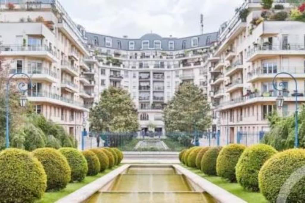 Magnifique Duplex 45 M2 Aux Portes De Paris Metro Barbara A 30mn Expo Porte De Versailles *